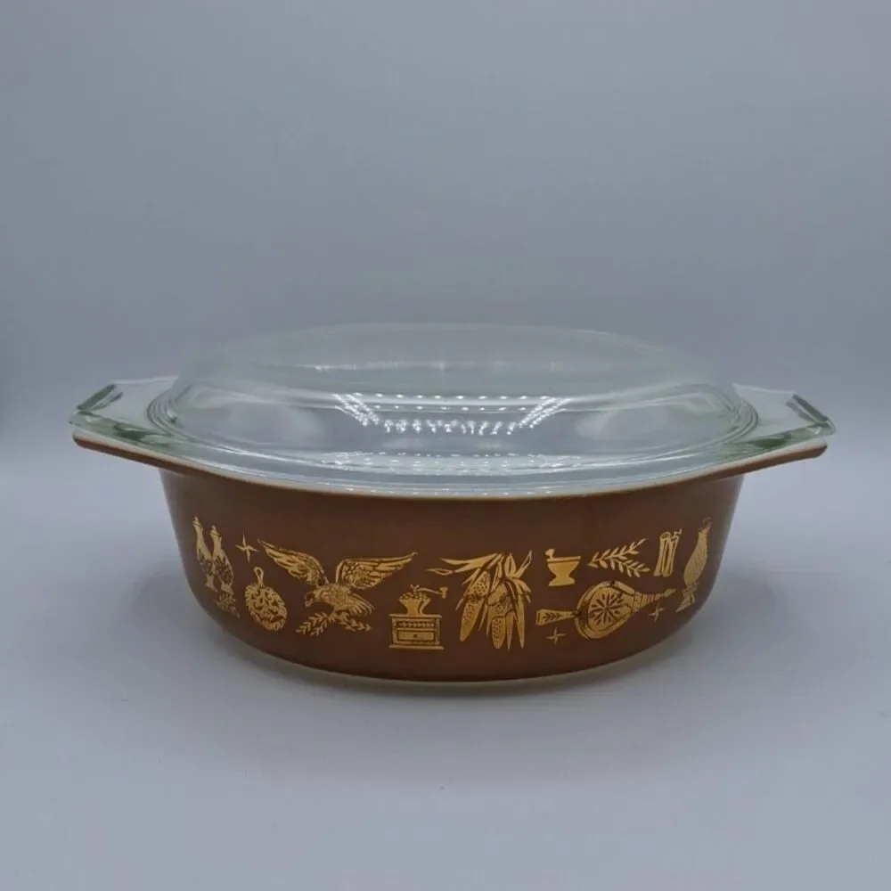 Pyrex Early American Oval Casserole Baking Dish with Lid 1.5 Qt Vintage #043